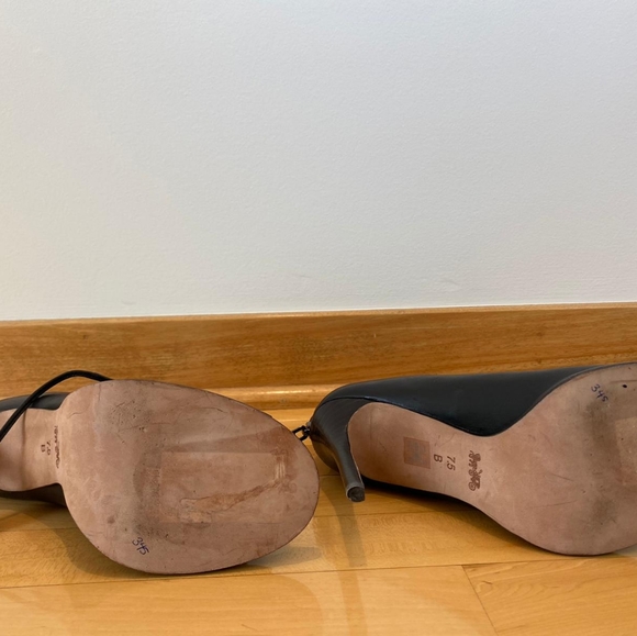 Coach Leather Heels - Picture 6 of 8